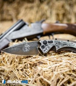 Hogue Knives/Outlaw Ordnance/Manspot X5 Automatic Knife (4" Bronze) Exclusive -Adventure Knife Shop Hogue Knives X5 Spear Point Flipper Knife Bronze Manspot Exclusive BHQ 105684 kp hay web